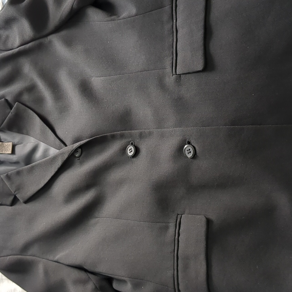 Blazer - Picture 3 of 3